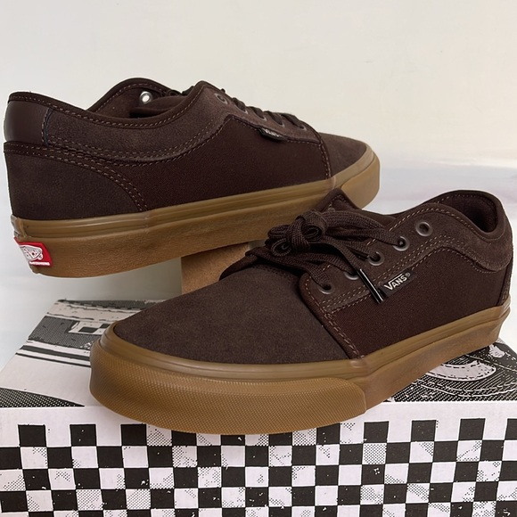 Vans WMNS Skate Chukka Low
Dark Brown/Gum
VN0A4BX4BF3
Sneakers - Picture 9 of 16